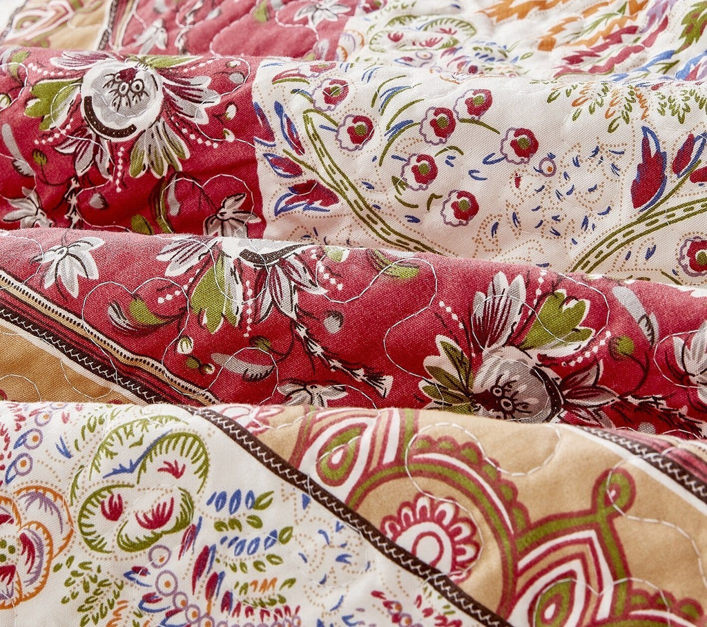 DaDa Bedding Cranberry Sage Floral Chevron Quilt Set - Lightweight Bedspread